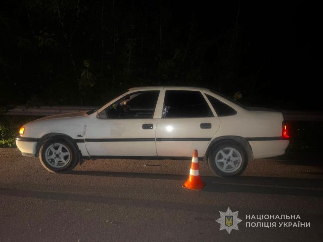 На Волині п'яний велосипедист зіткнувся з автівкою