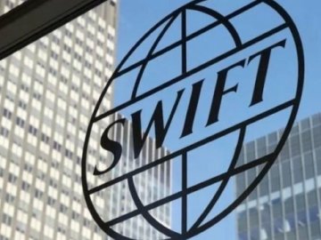 Лідери Єврокомісії заявили, що відключають Росію від SWIFT