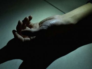 У селі біля Луцька знайшли мертвими чоловіка та жінку