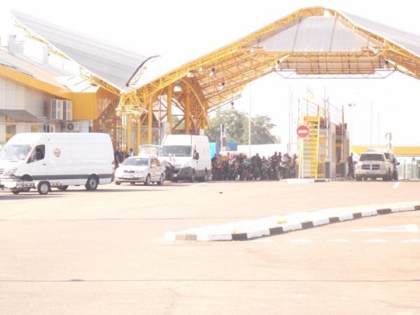 Через пункти пропуску «Ягодин» та «Устилуг» проїхало 78 байкерів. ФОТО