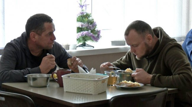 Харчування у госпіталі ветеранів війни в Луцьку: чим годують військових та цивільних