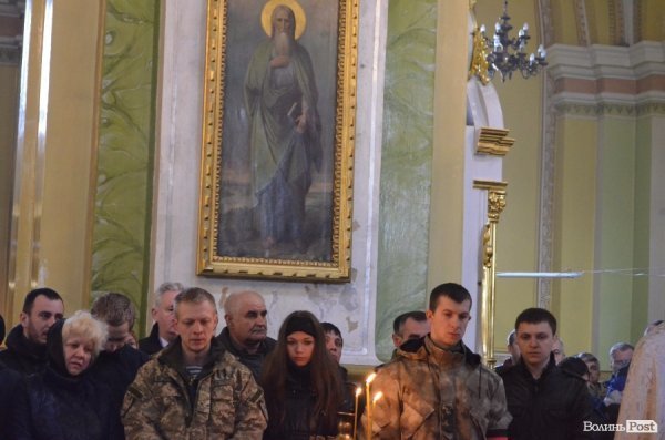 У Луцьку прощалися із загиблим «кіборгом». ФОТО