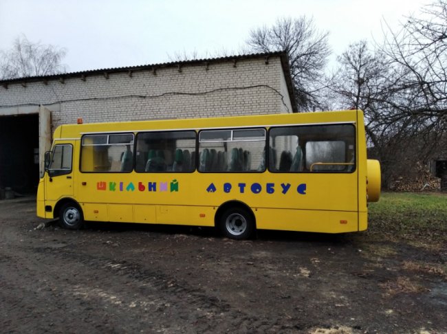 Волинська громада купила інклюзивний шкільний автобус. ФОТО