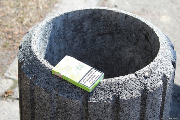 Як у Луцьку цигарки міняли на цукерки. ФОТО