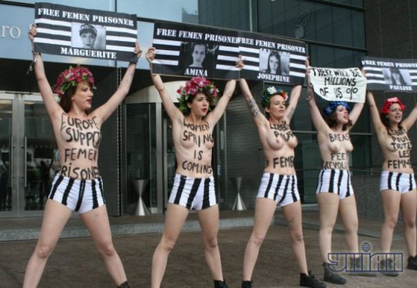 FEMEN «атакували» Європарламент. ФОТО