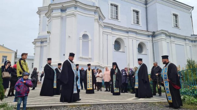 У волинському підземному храмі собору відбудуться богослужіння з чудовтоворними іконами. РОЗКЛАД