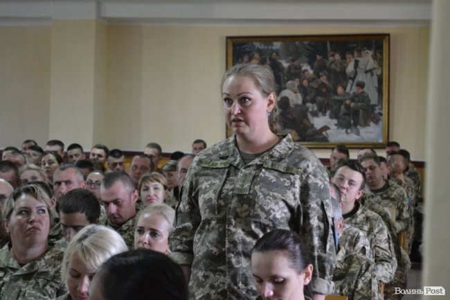 Віце-прем'єр-міністерка зустрілася з військовими на Волині. ФОТО