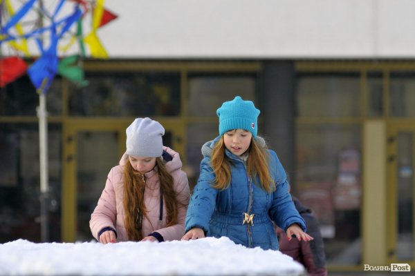 Різдвяне дійство в центрі Луцька: діти
