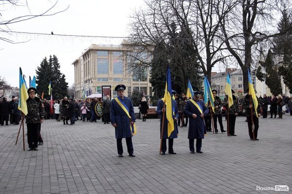 Як Луцьк вшановував жертв Голодомору. ФОТО