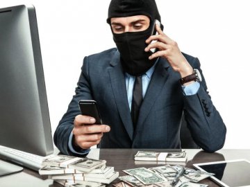 У перший день Нового року шахраї видурили гроші у волинянина