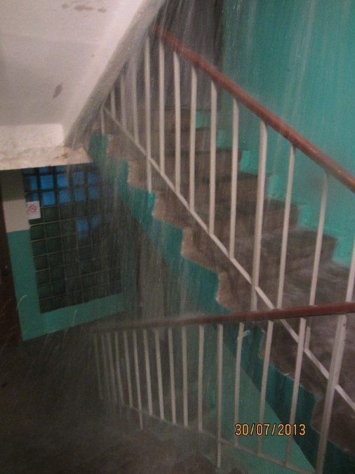 Як луцьку дев'ятиповерхівку рятували від потопу. ФОТО