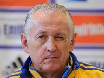 Збірна України з футболу залишилась без головного тренера