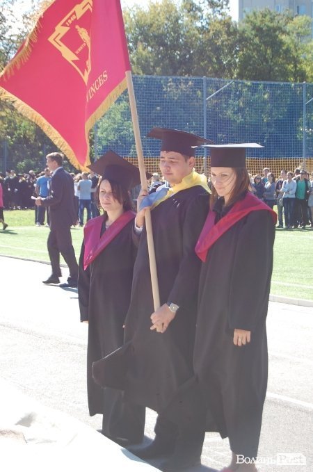 У Луцьку – посвята в студенти «європейського» вишу. ФОТО