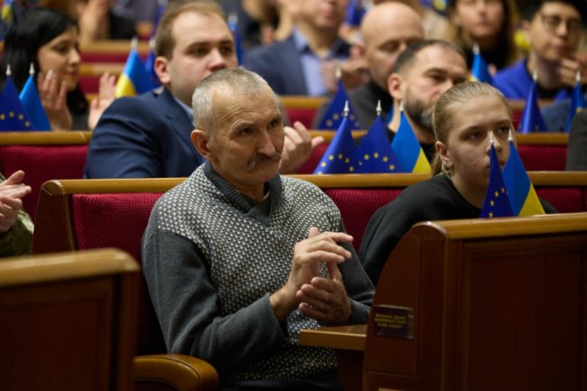 Зеленський присвоїв звання Героя України загиблому волинянину Віталію Пархомуку. ФОТО