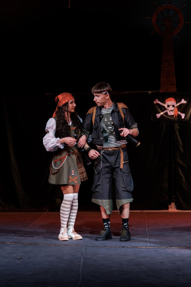 Кожен герой шукає свою правду: що покажуть у Волинському драмтеатрі 14 – 18 січня