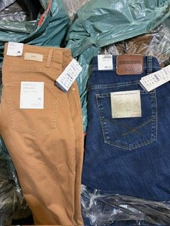 Через «Устилуг» намагалися незаконно провезти у вантажі гумдопомоги одяг, вартістю майже 270 тисяч 