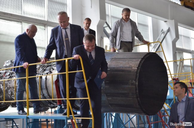 У Луцьку Перший віце-прем’єр  відвідав найпотужніший авіаремонтний завод України 
