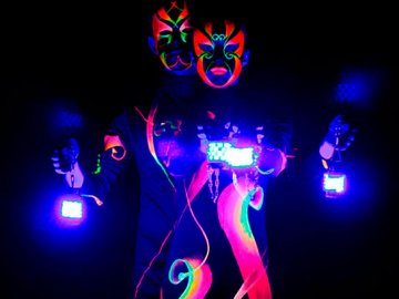 Влаштуйте незабутнє свято з вогняним шоу*