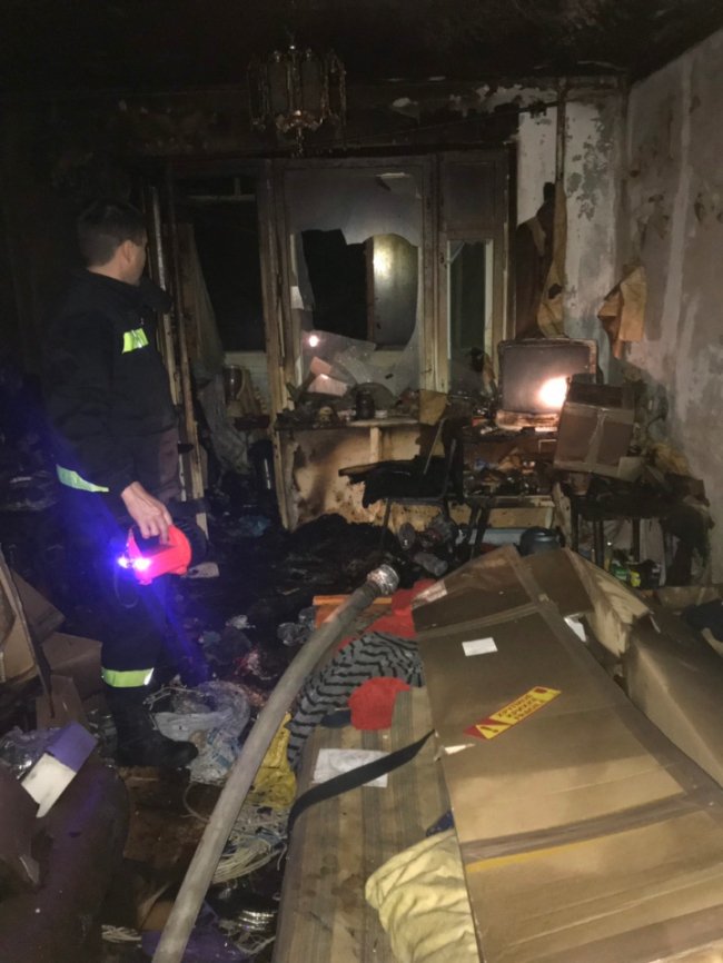 Пожежа у квартирі в Луцьку на Кравчука: власник загинув. ОНОВЛЕНО. ФОТО