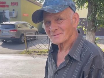 Попросив допомогти зняти гроші з банкомату: волиняни зібрали кошти для чоловіка, якого пограбували у день народження