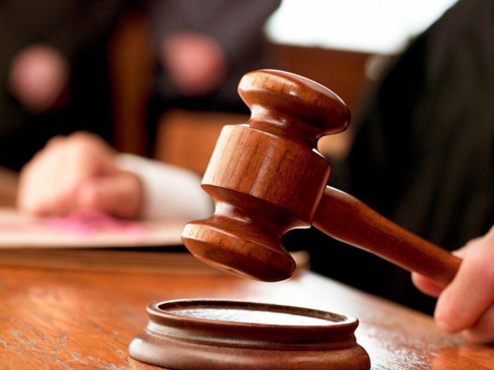 У Луцьку судили подружжя з Луганщини, бо ошукали військового