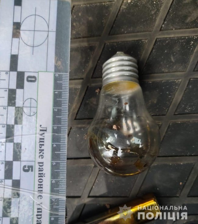 Неподалік Луцька в авто виявили чоловіків, які вживали наркотики 