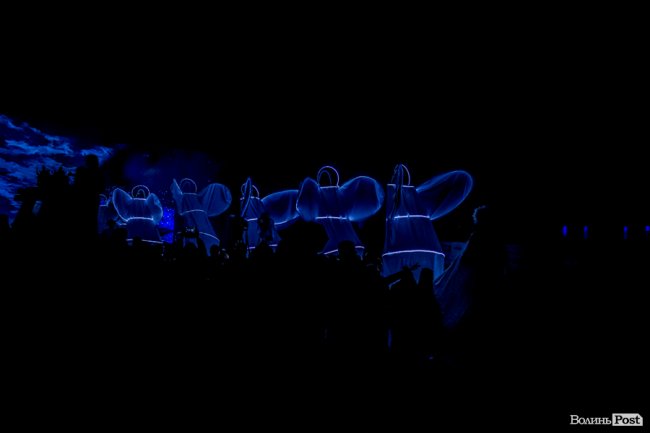 Танці під дощем та ангели на мурах: чим дивувала гостей «Ніч у Луцькому замку». ФОТО