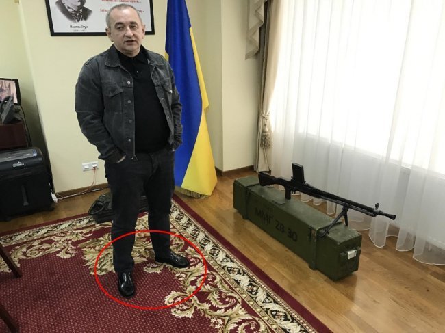 Матіос похвалився взуттям модного бренду «Луцьк-Волинь»