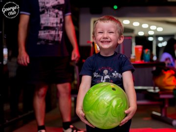 У луцькому «Промені» – акція для дітей в боулінгу*