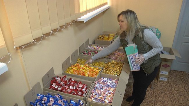 Тисячі маленьких волинян отримають новорічні подарунки від народного депутата