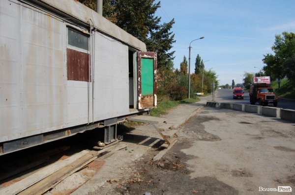 У Луцьку «зупинився» ремонт мосту. ФОТО