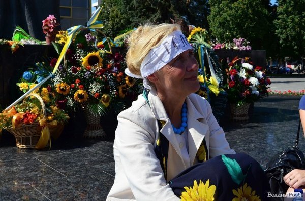 Лучанка оголосила голодування і погрожує самогубством. ФОТО