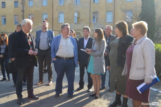 Відновити замок та збудувати ратушу: як планують «відроджувати» Олику. ФОТО