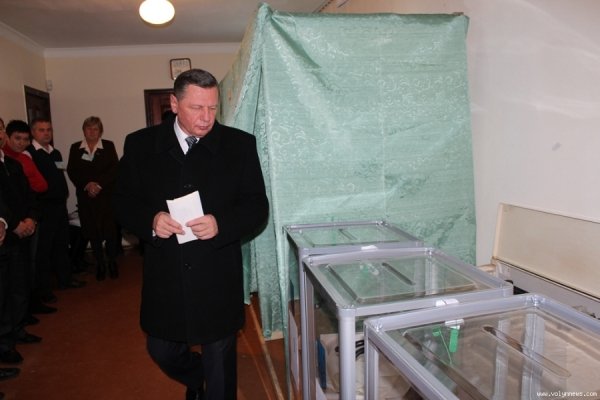 Як голосував луцький мер. ФОТО