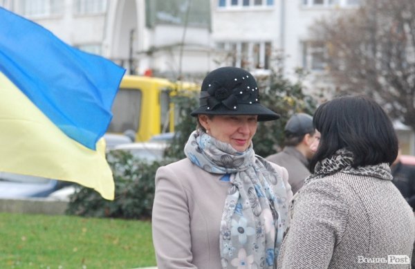 У Луцьку розпочався Євромайдан. ФОТО. ВІДЕО