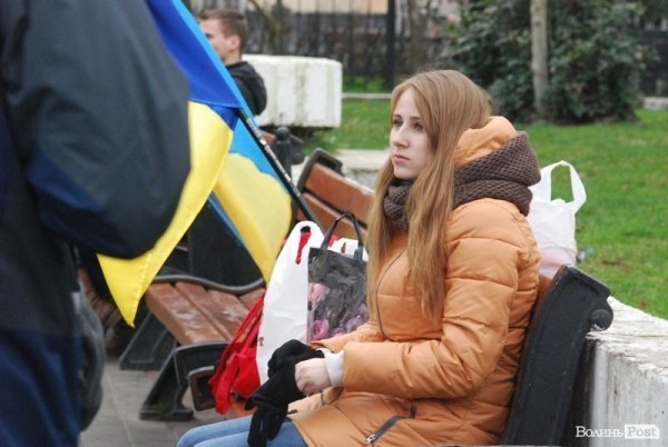 У Луцьку розпочався Євромайдан. ФОТО. ВІДЕО