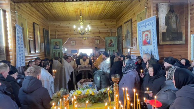 У громаді поблизу Луцька поховали Героя Валерія Марушка