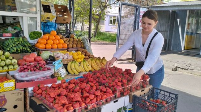 Ціни на полуницю зросли на Волині на на 30%. ВІДЕО