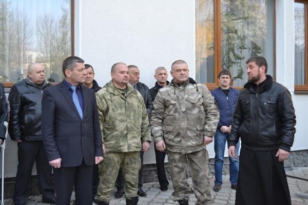 Волинські лісівники передали бійцям автомобіль. ФОТО