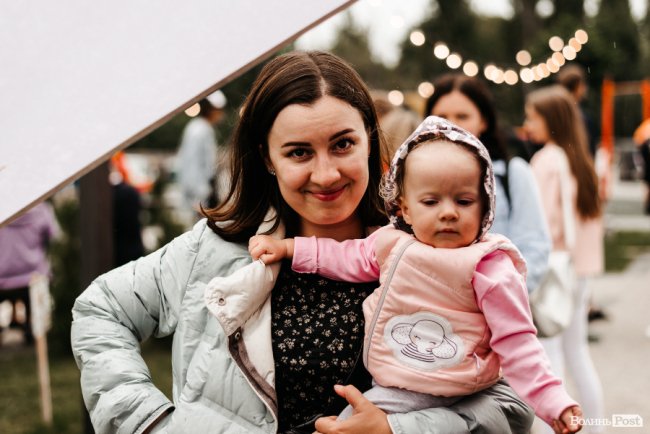 Розкриття таємниці, подарунки та KADNAY «на десерт»: як на «Супернові» веселилися «добрі сусіди». ФОТОРЕПОРТАЖ*