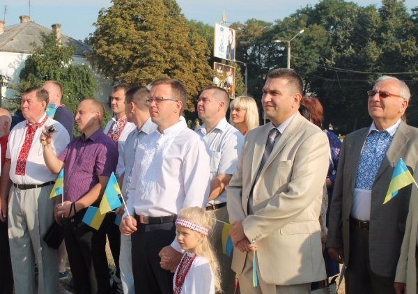 Державний Прапор на Волині підняли учасники АТО