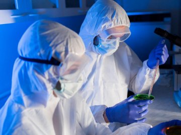 Епідеміологи Волині спільно з МОЗ спростовують фейк РФ про розробку «секретної біологічної зброї»