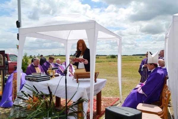 Священики і громадськість молилися за жертв трагедії 1943 року. ФОТО