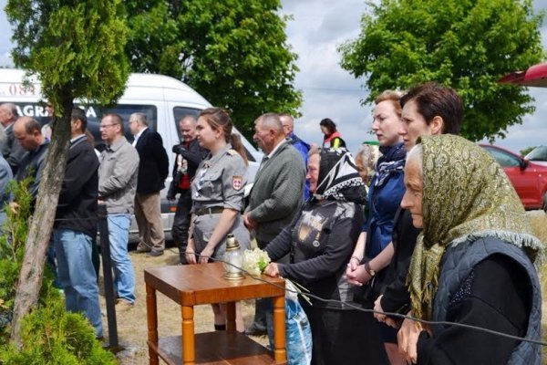 Священики і громадськість молилися за жертв трагедії 1943 року. ФОТО