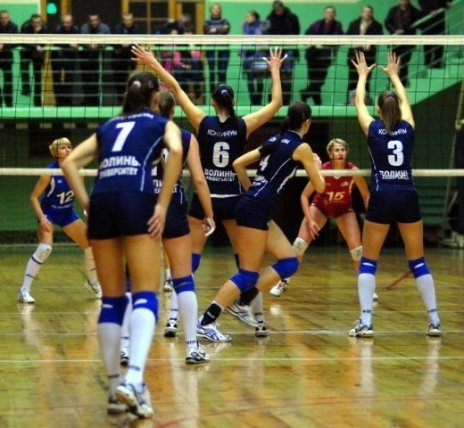 Волейбол: Лучанки двічі розгромили лідера. ФОТО