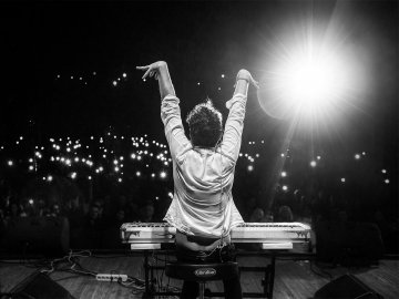 У луцькому «Промені» виступить Pianoboy. ВІДЕО*