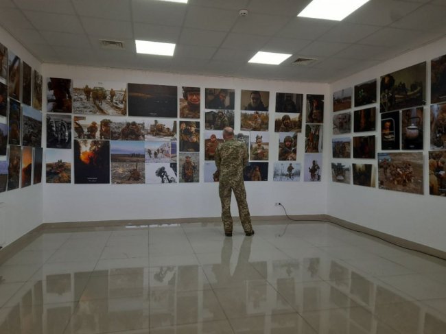 «Небесний фотограф»: на Рівненщині відкрили виставку загиблого Героя з Волині Максима Бурди