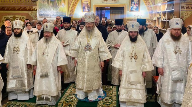 На Волинь приїхав митрополит УПЦ МП Онуфрій, який провів службу у монастирі