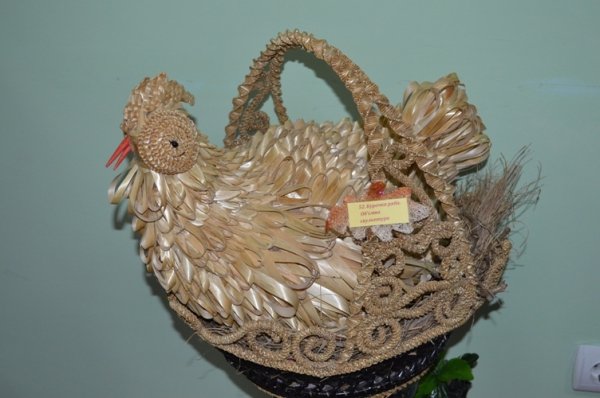 У Ковелі - виставка соломоплетіння волинської майстрині. ФОТО