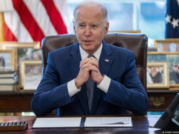 Байден підписав рекордний оборонний бюджет з $800 млн для України